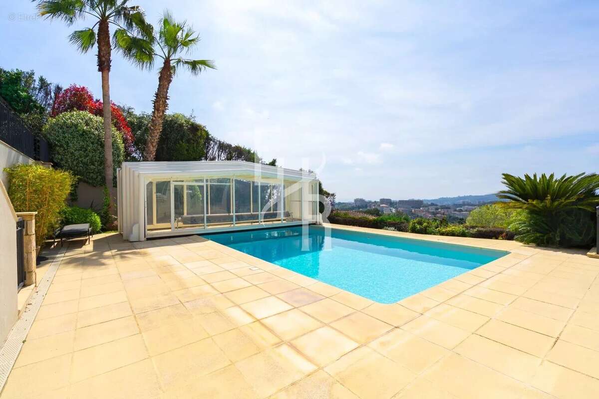 Maison à MOUGINS