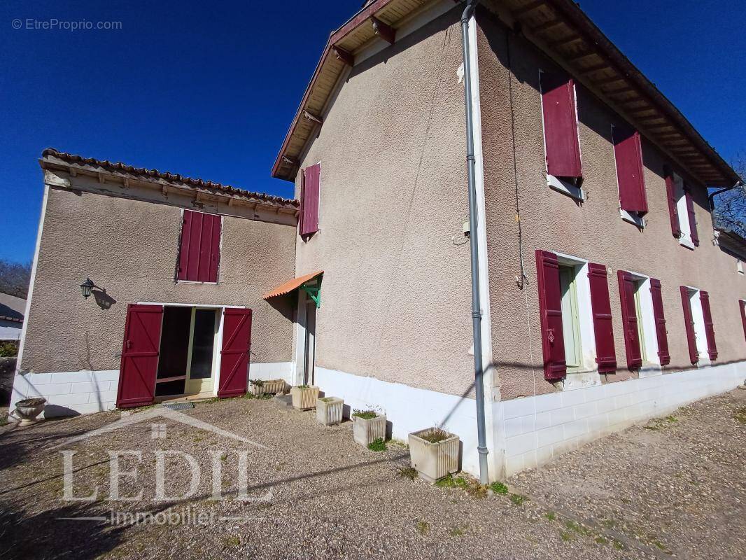 Maison à VILLANDRAUT