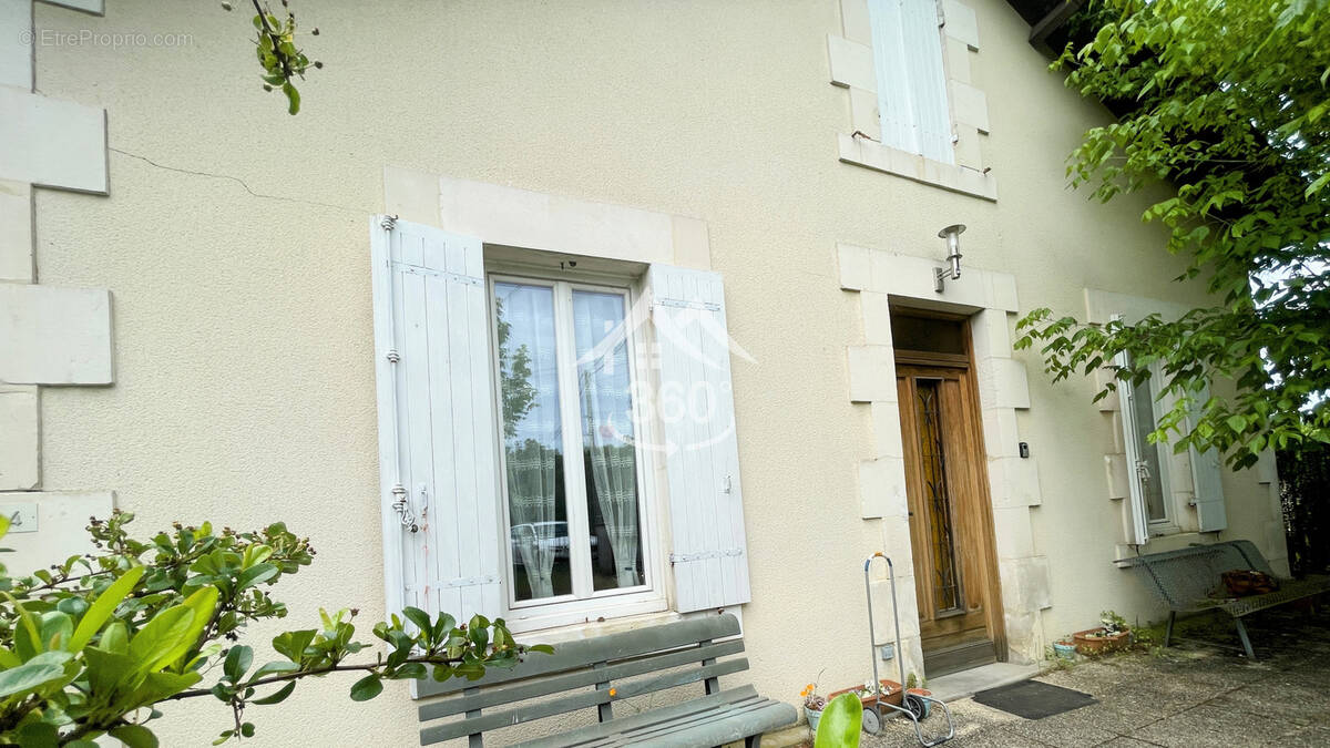 Maison à CASTELJALOUX
