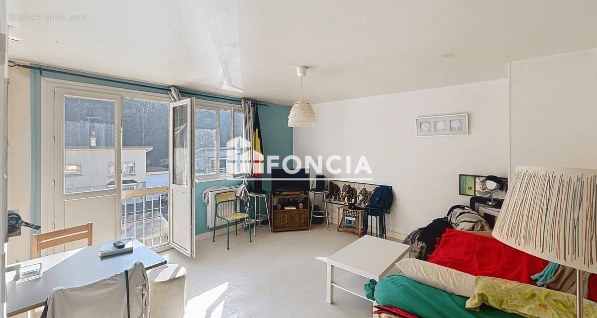 Appartement à MONDEVILLE
