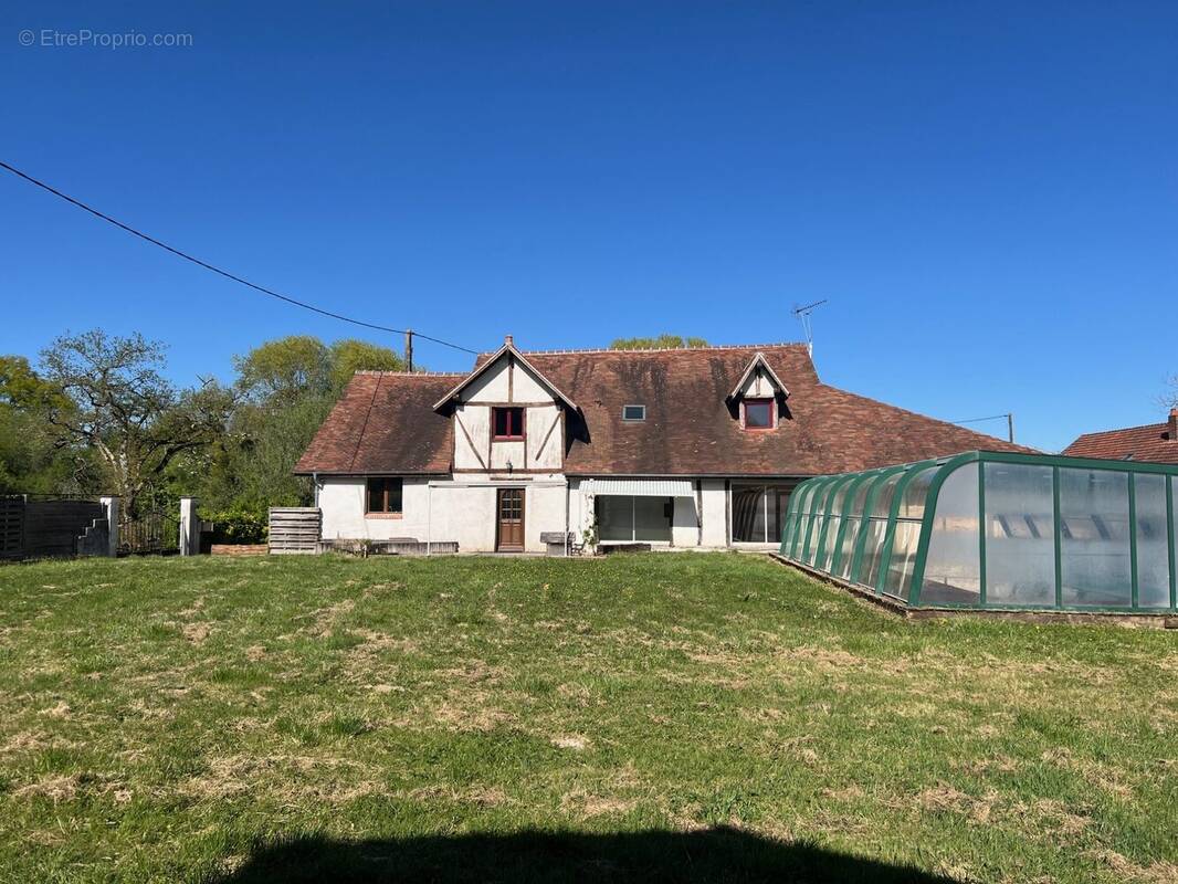 Maison à CERNOY-EN-BERRY