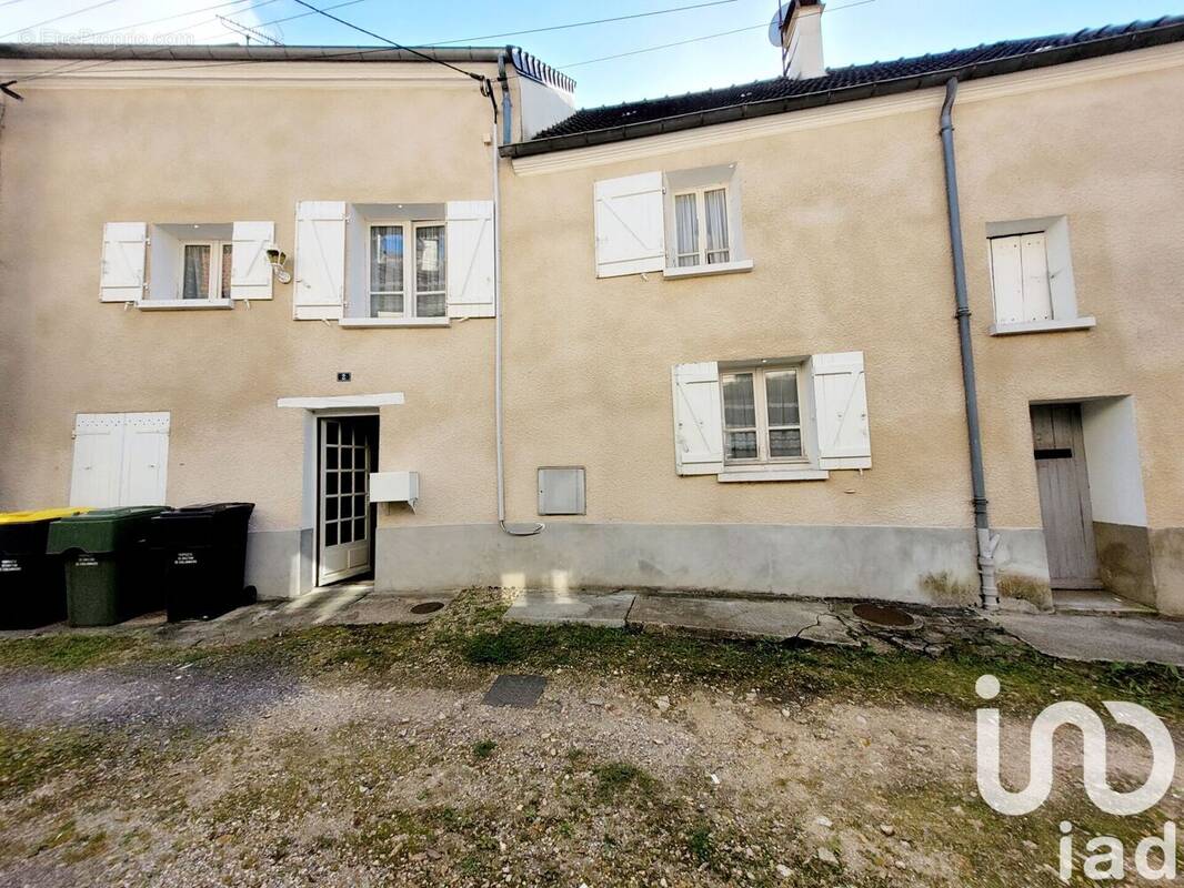Photo 1 - Maison à LA FERTE-SOUS-JOUARRE