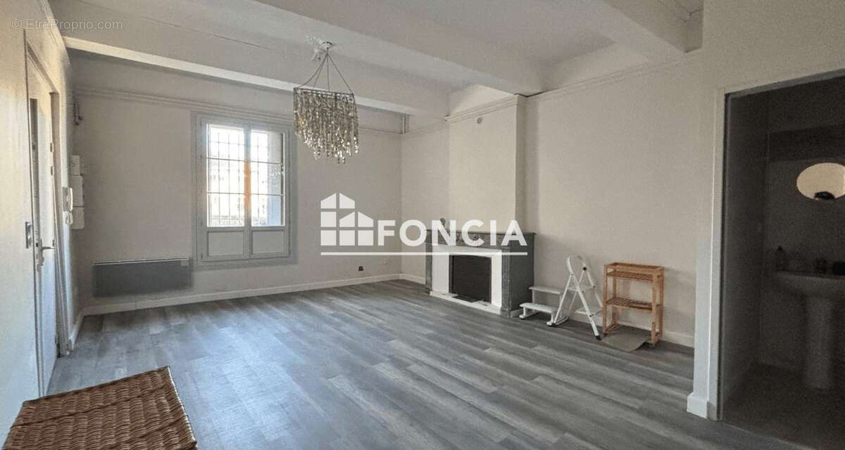 Appartement à PEZENAS