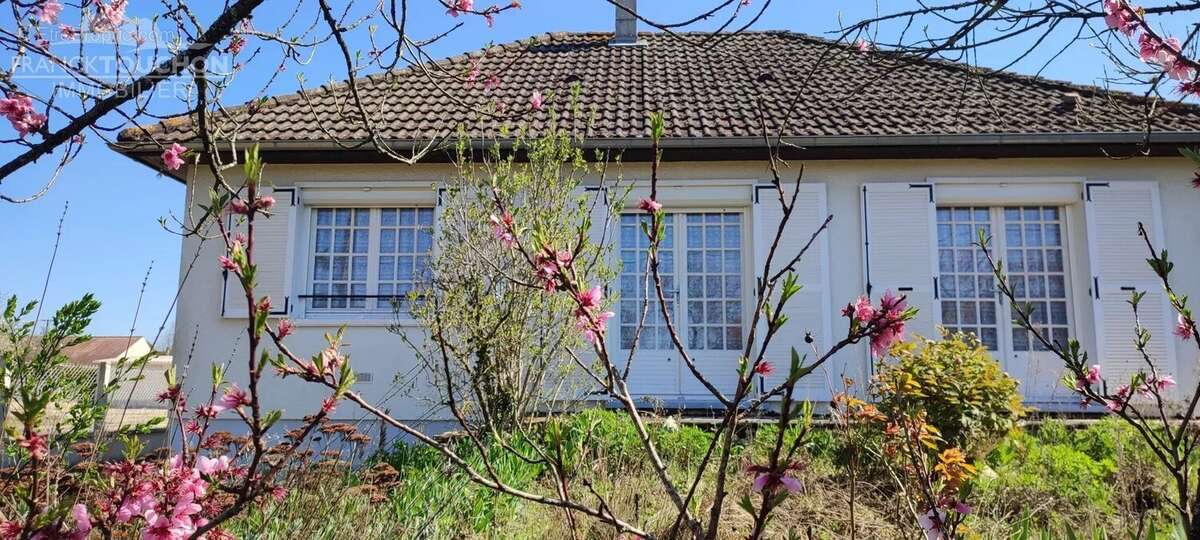 Maison à DORDIVES