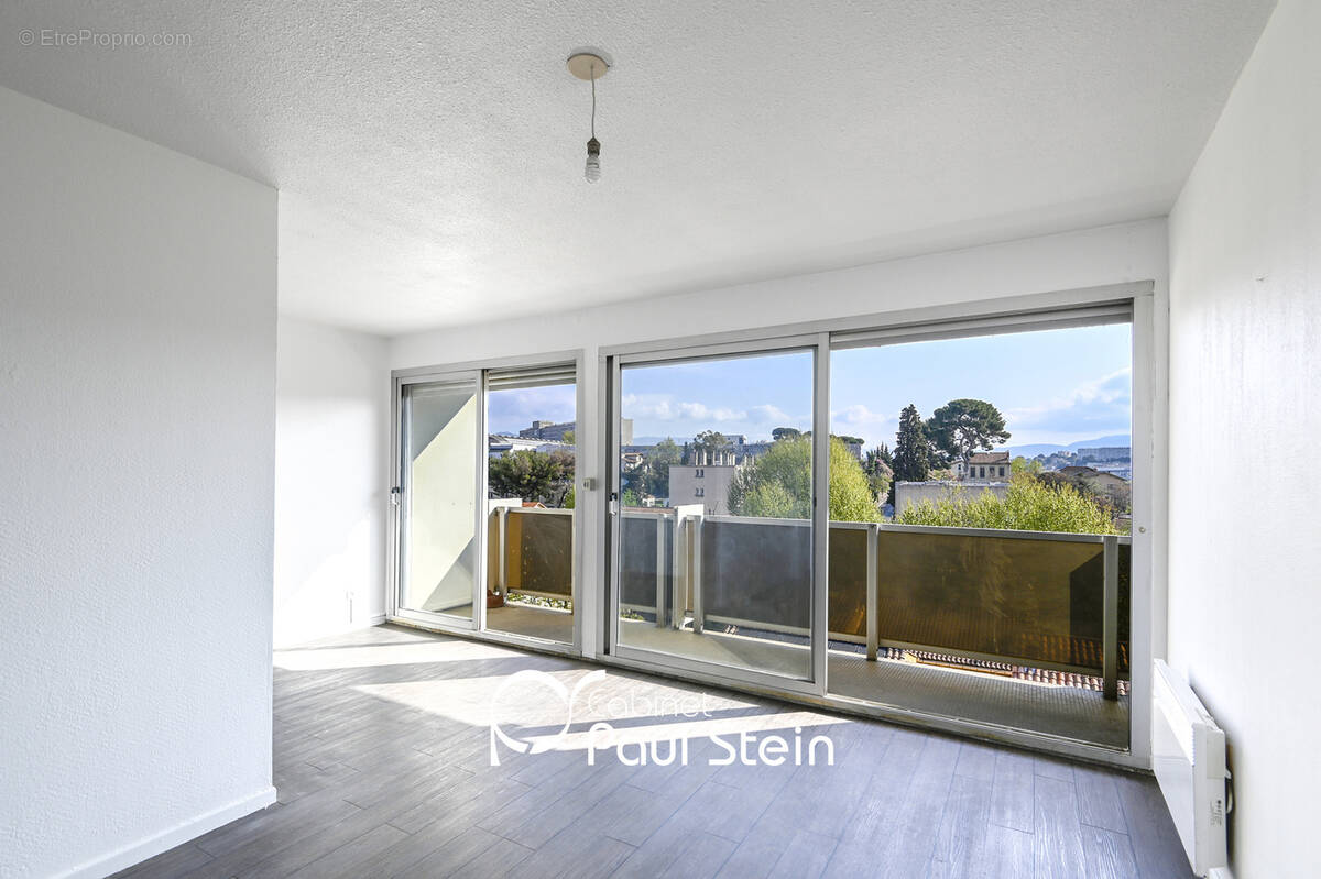 Appartement à MARSEILLE-13E