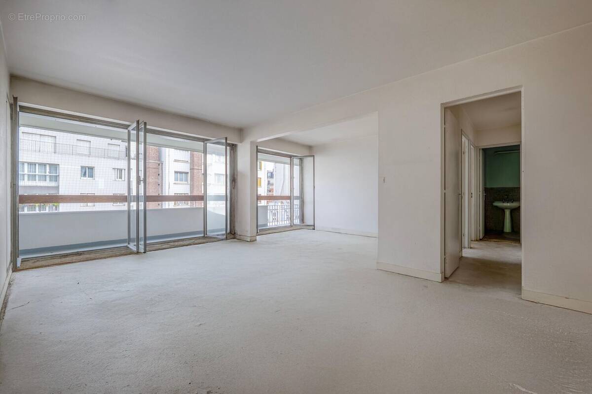 Photo 1 - Appartement à PARIS-15E