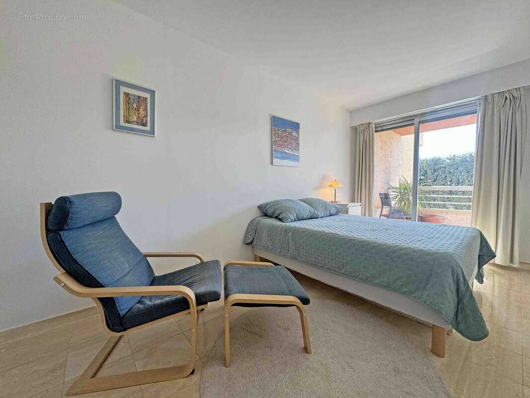 Appartement à VENCE