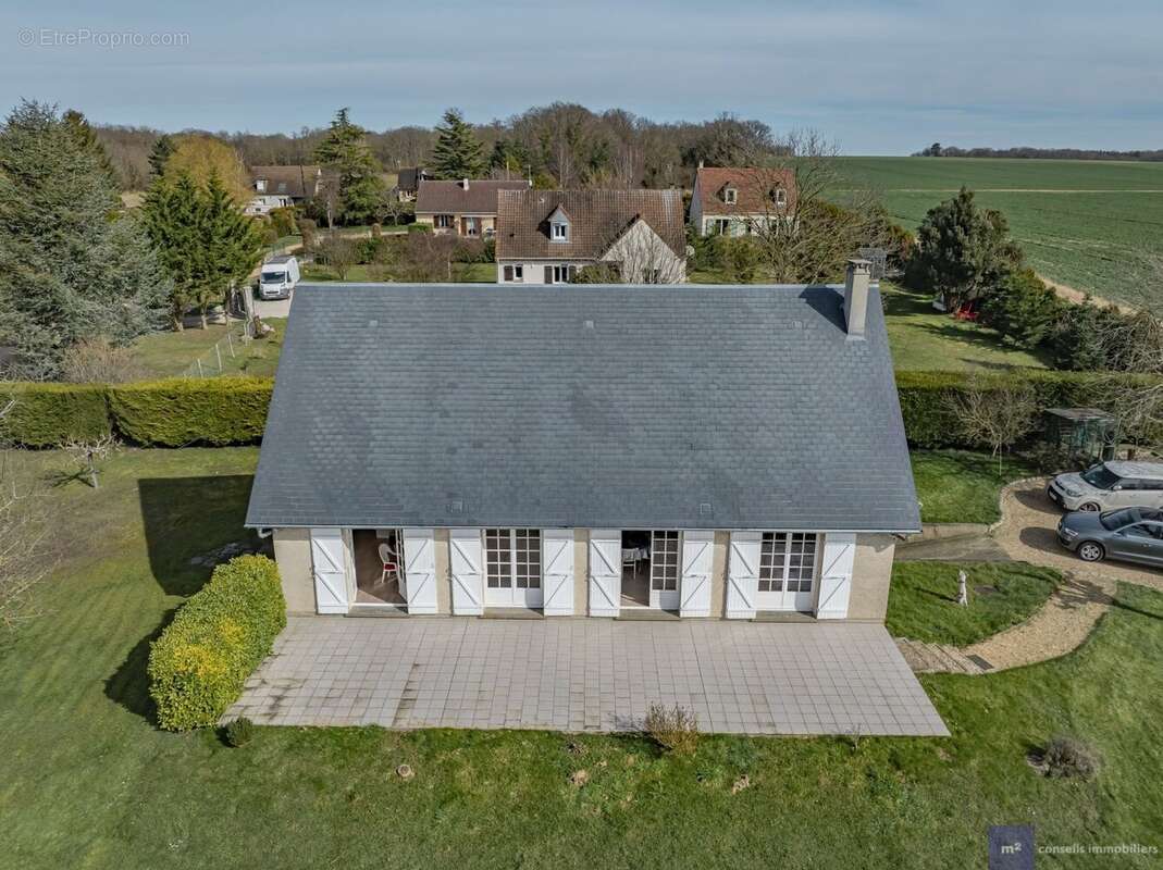 Maison à EPERNON