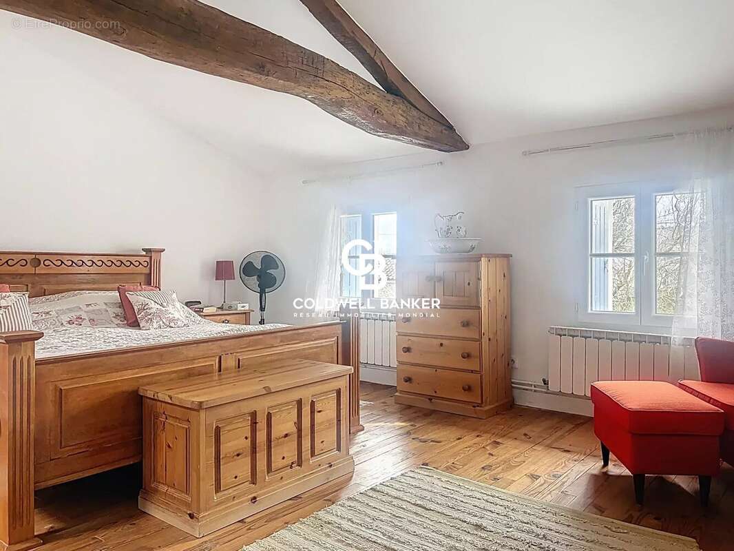 Maison à CHADENAC