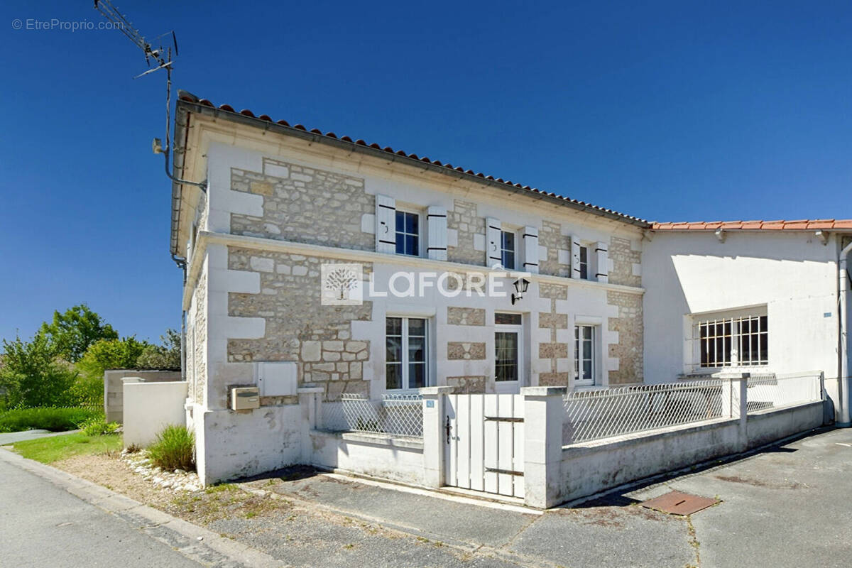 Maison à FLOIRAC