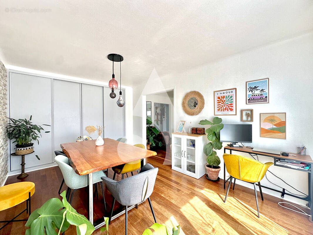 Appartement à REZE
