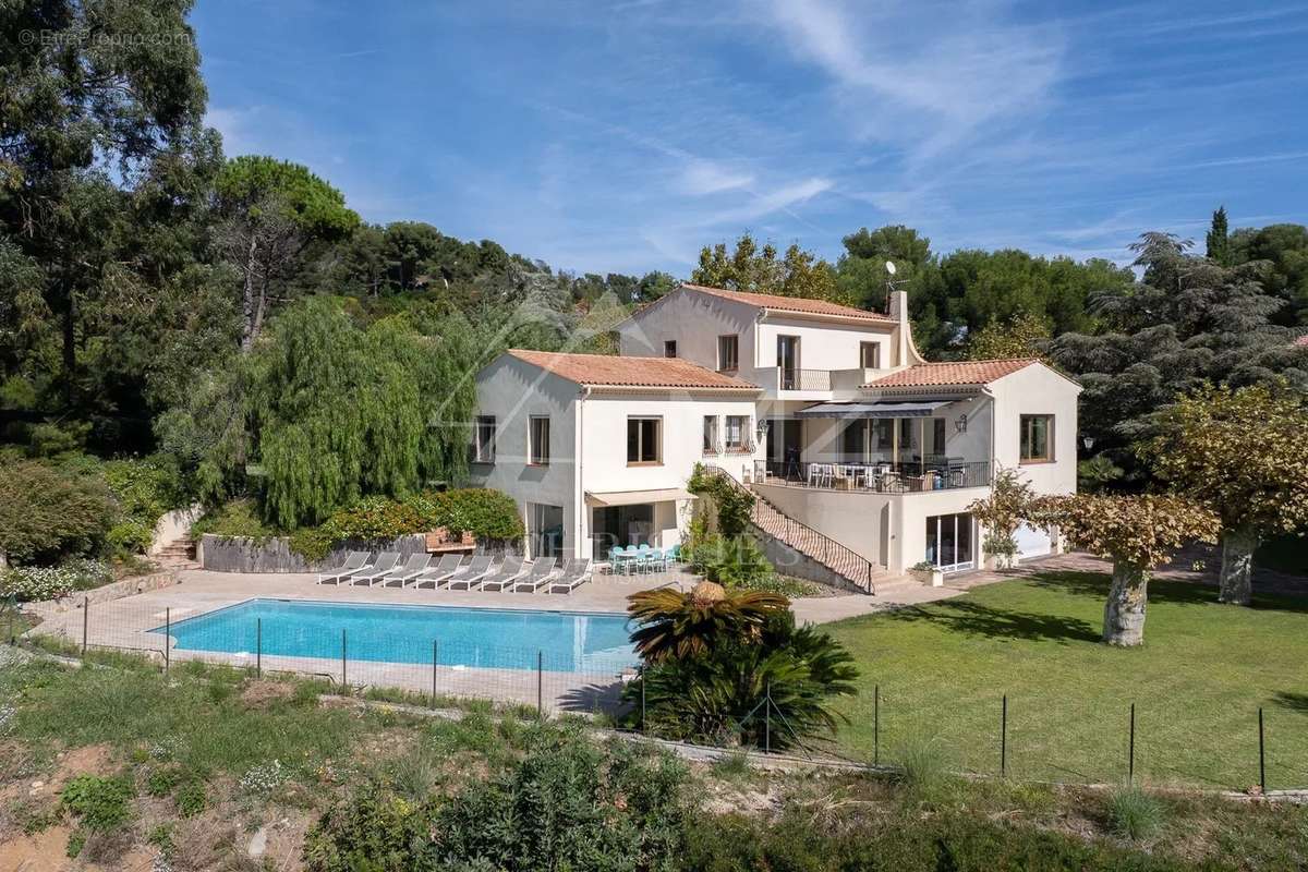 Maison à SAINT-RAPHAEL
