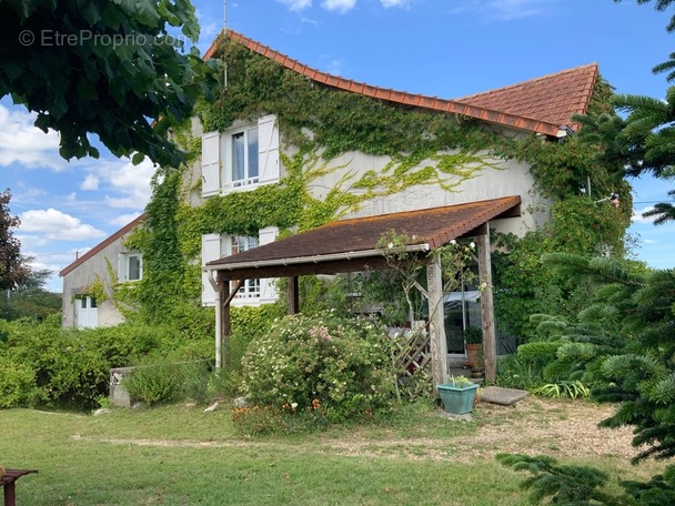 Maison à VICQ-SUR-GARTEMPE