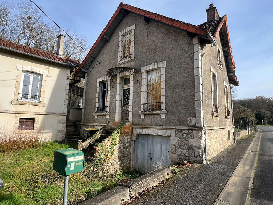 Maison à CIVAUX
