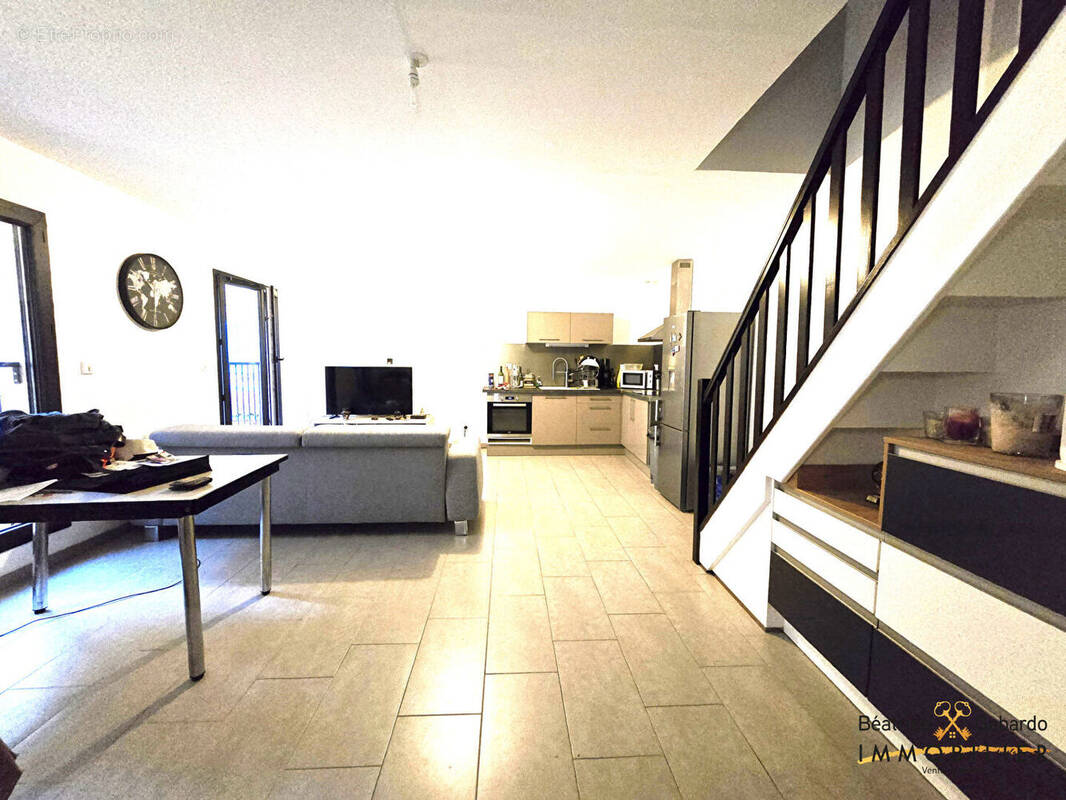 Appartement à LE BOIS-D&#039;OINGT