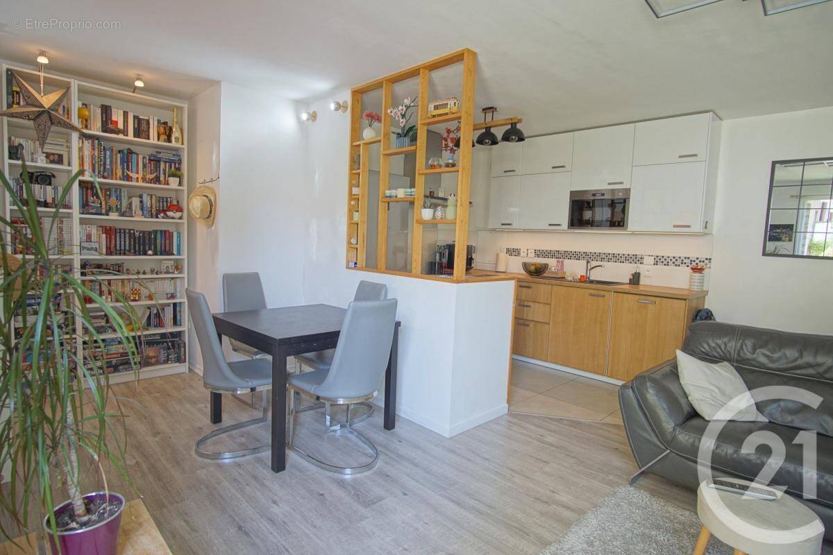 Appartement à CHOISY-LE-ROI