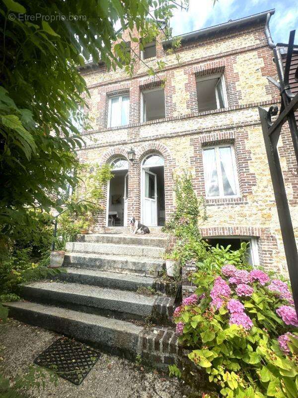 Maison à PONT-L&#039;EVEQUE