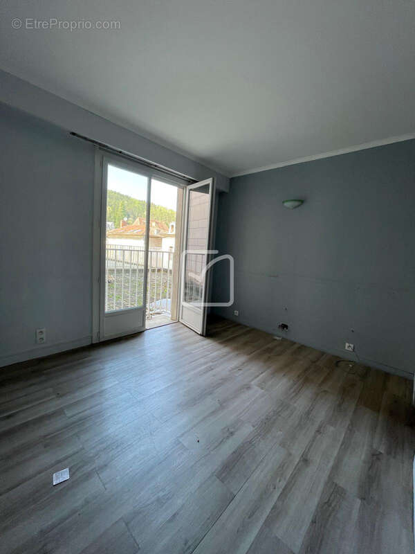 Appartement à LE BUGUE