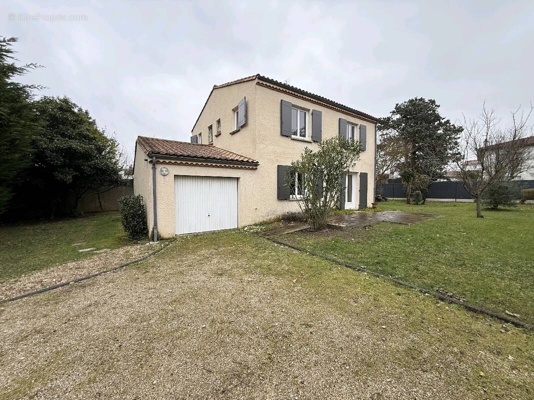 Maison à SAINT-GEORGES-DE-DIDONNE