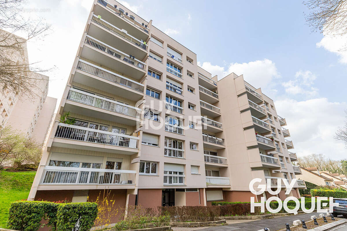 Appartement à EVRY