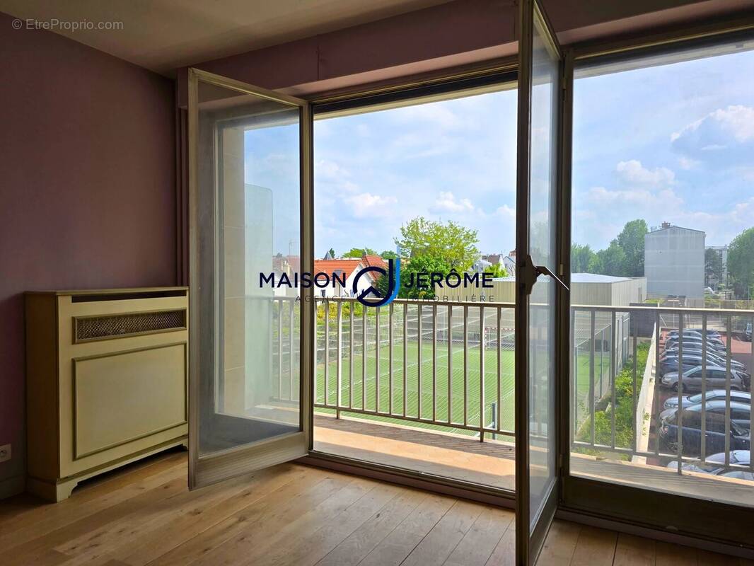 Appartement à ASNIERES-SUR-SEINE