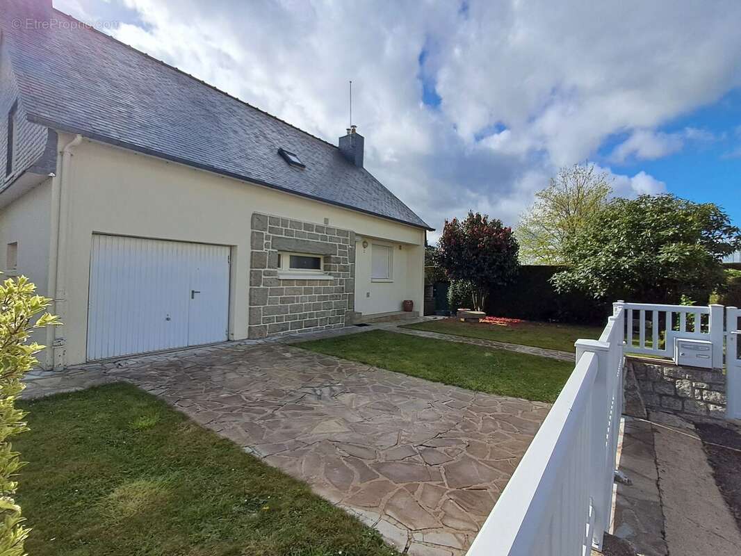 Maison à LOUDEAC