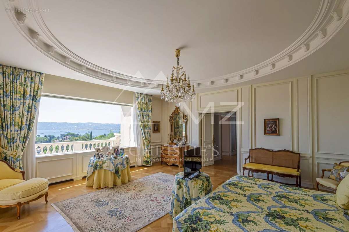 Maison à ANTIBES