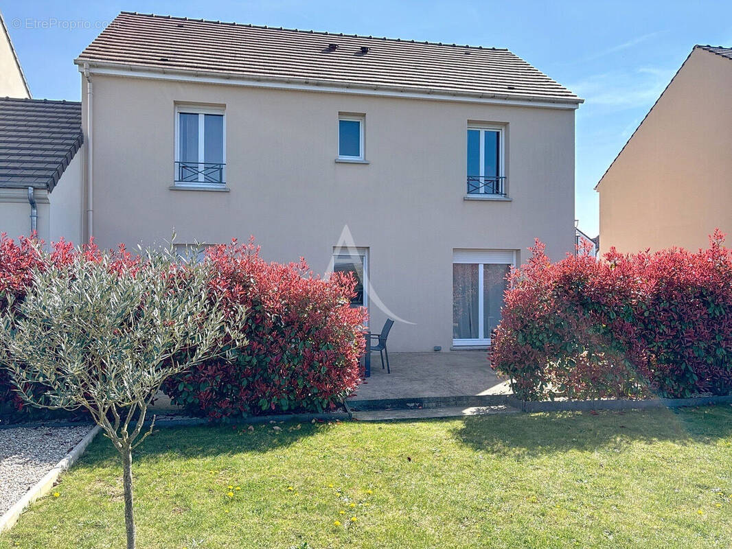 Maison à CREGY-LES-MEAUX