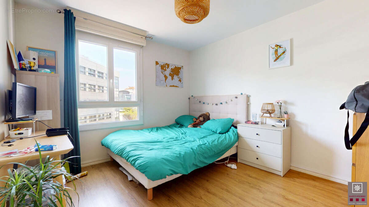 Appartement à LYON-8E