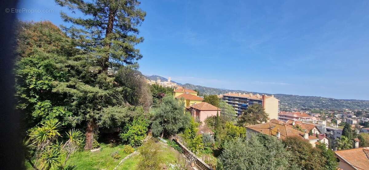 Appartement à GRASSE