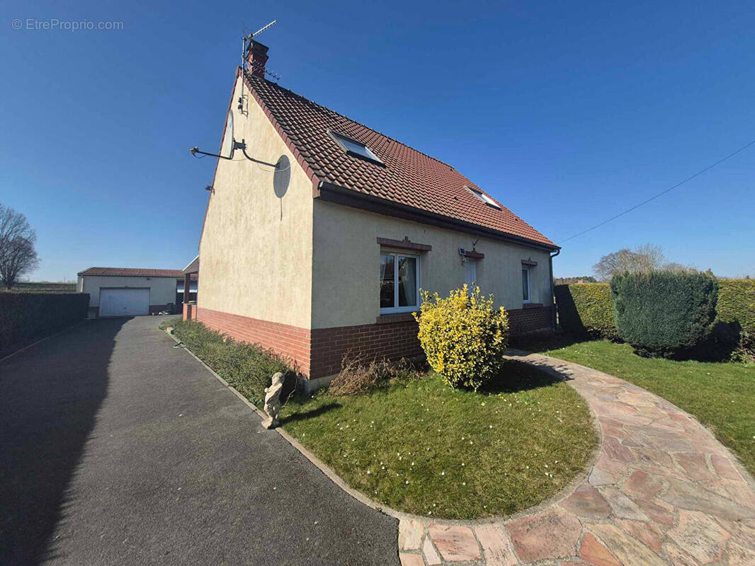 Maison à LE TRANSLOY