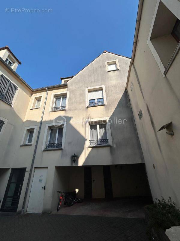 Appartement à MONTEREAU-FAULT-YONNE