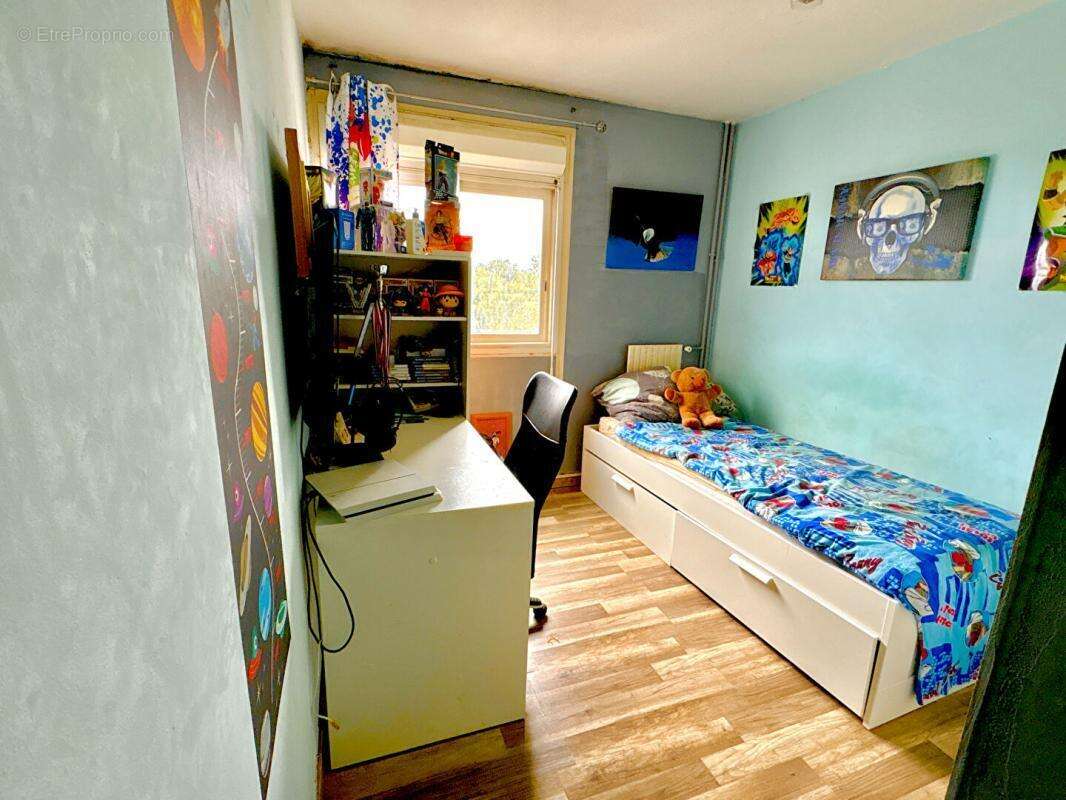 Appartement à PORT-DE-BOUC