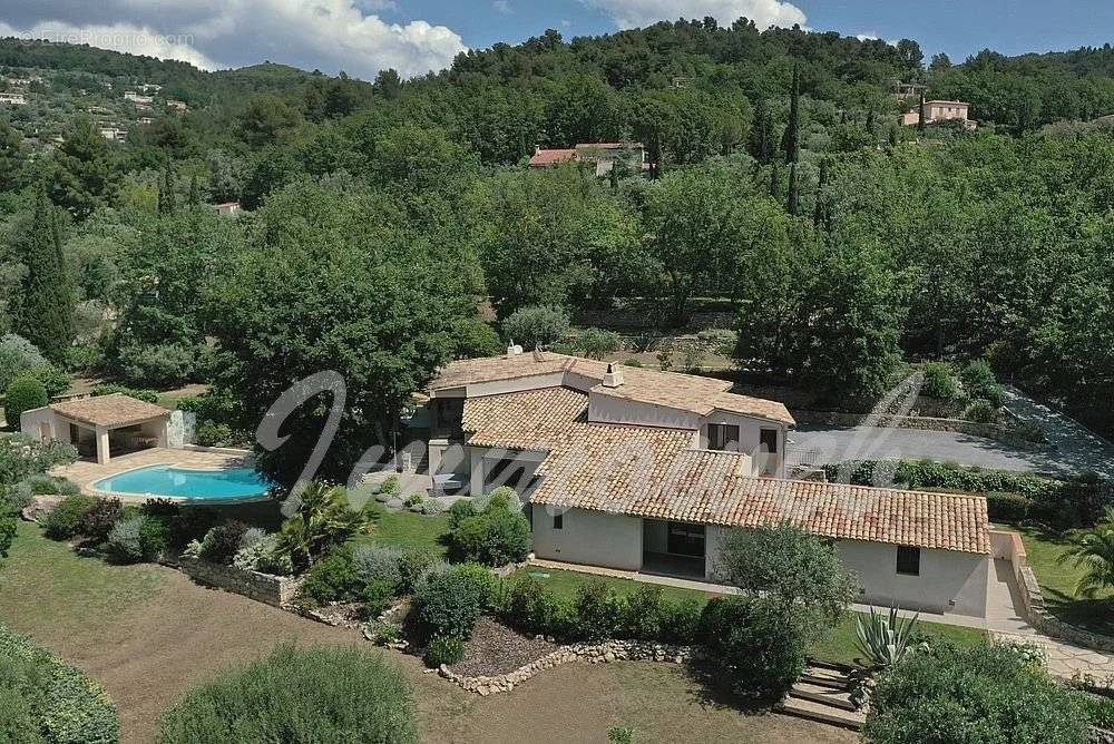 Maison à SEILLANS
