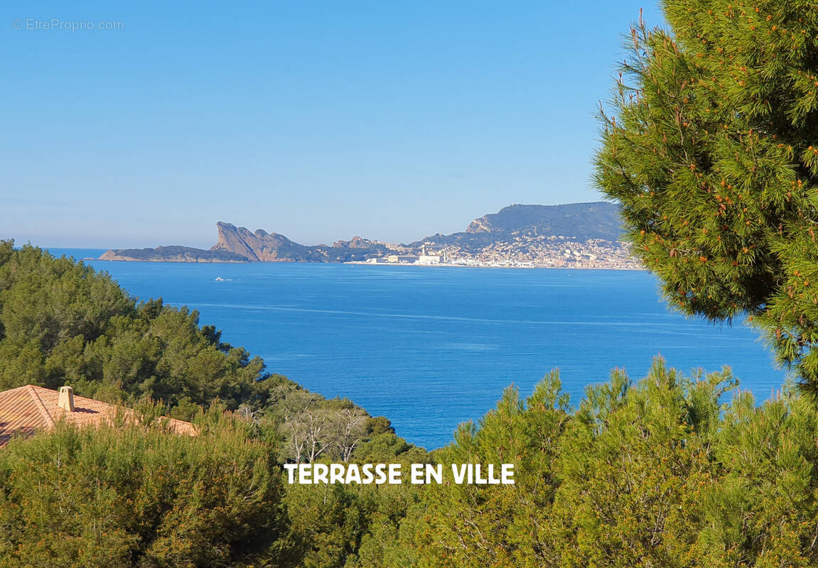 Appartement à SAINT-CYR-SUR-MER
