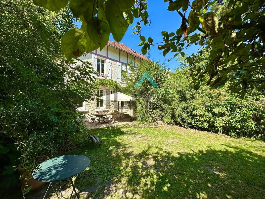 Maison à LE VESINET