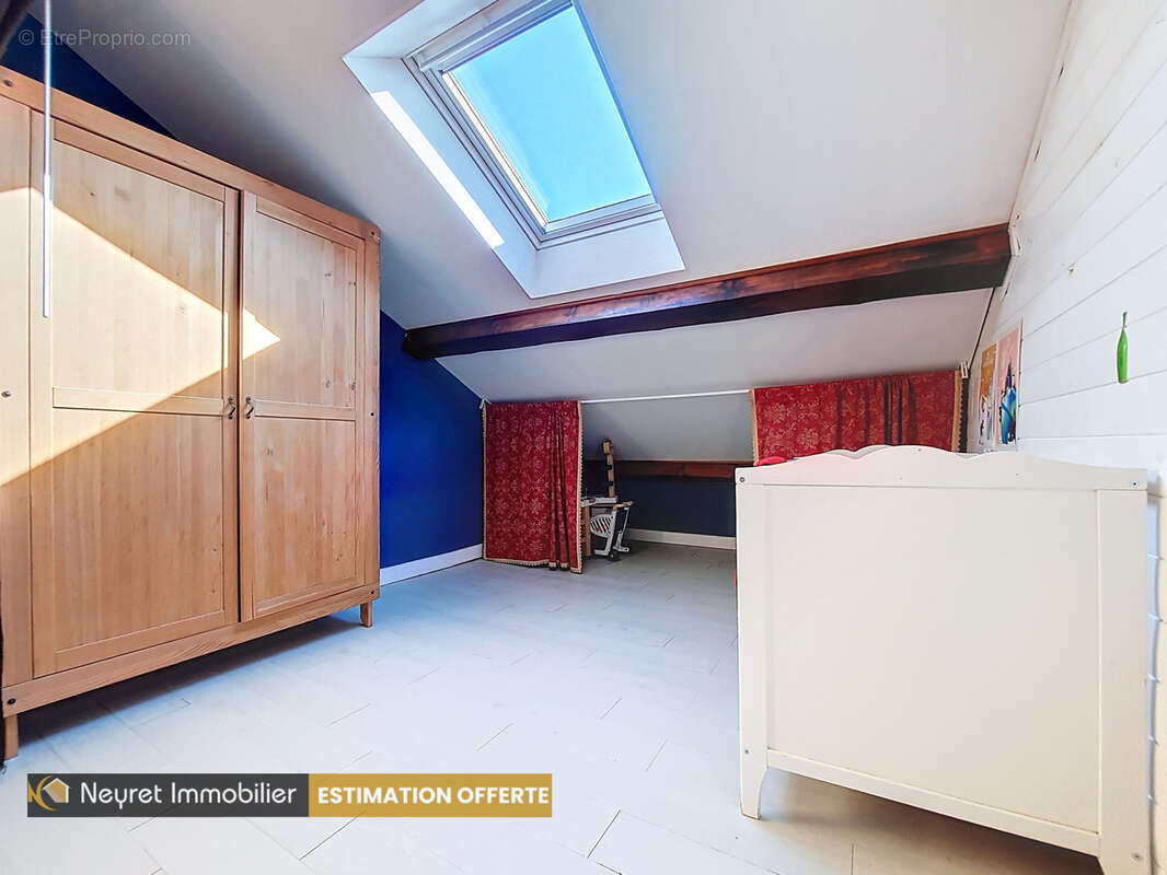 Appartement à COMMUNAY