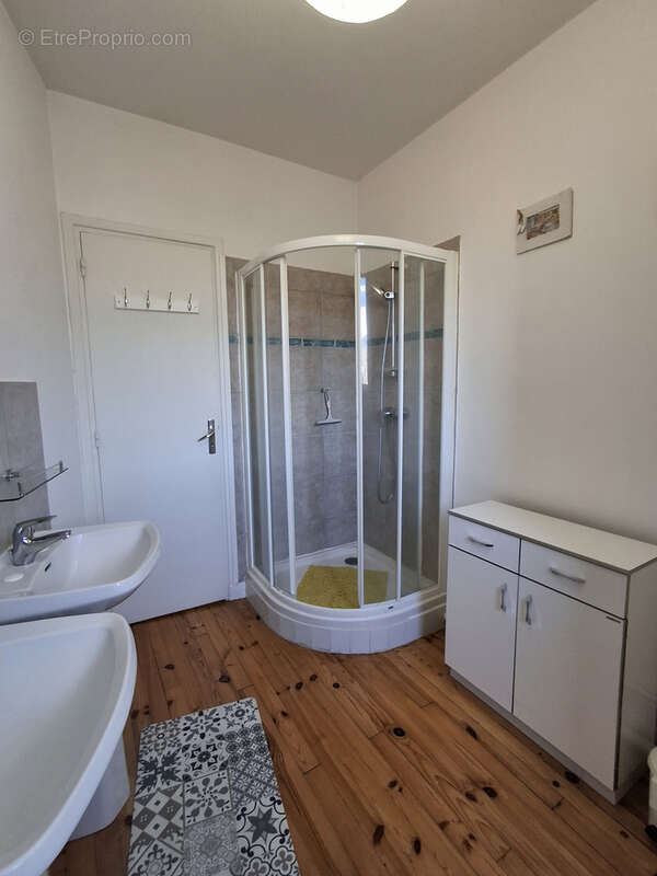 Appartement à CHATELGUYON
