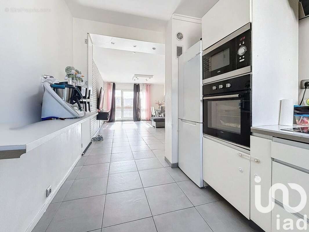 Photo 3 - Appartement à LE PONT-DE-CLAIX