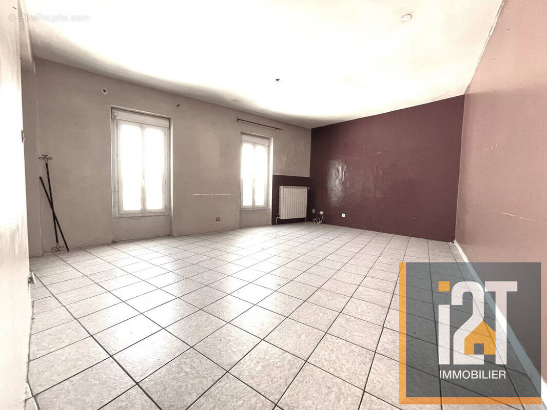 Appartement à NIMES