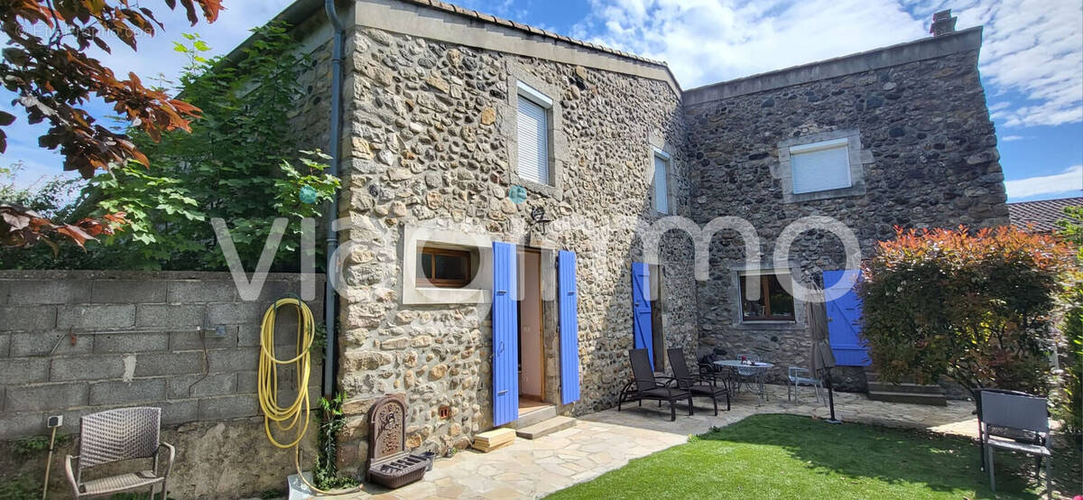 Maison à SAINT-PRIVAT