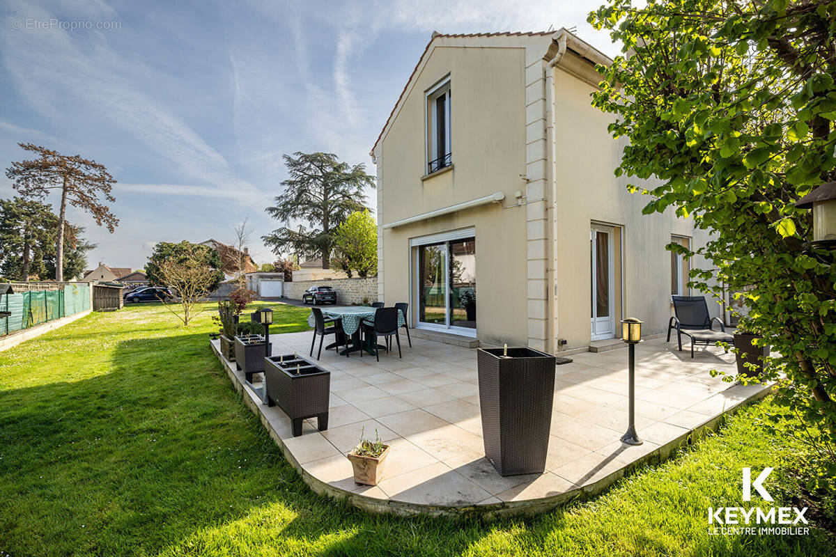 Maison à VIARMES