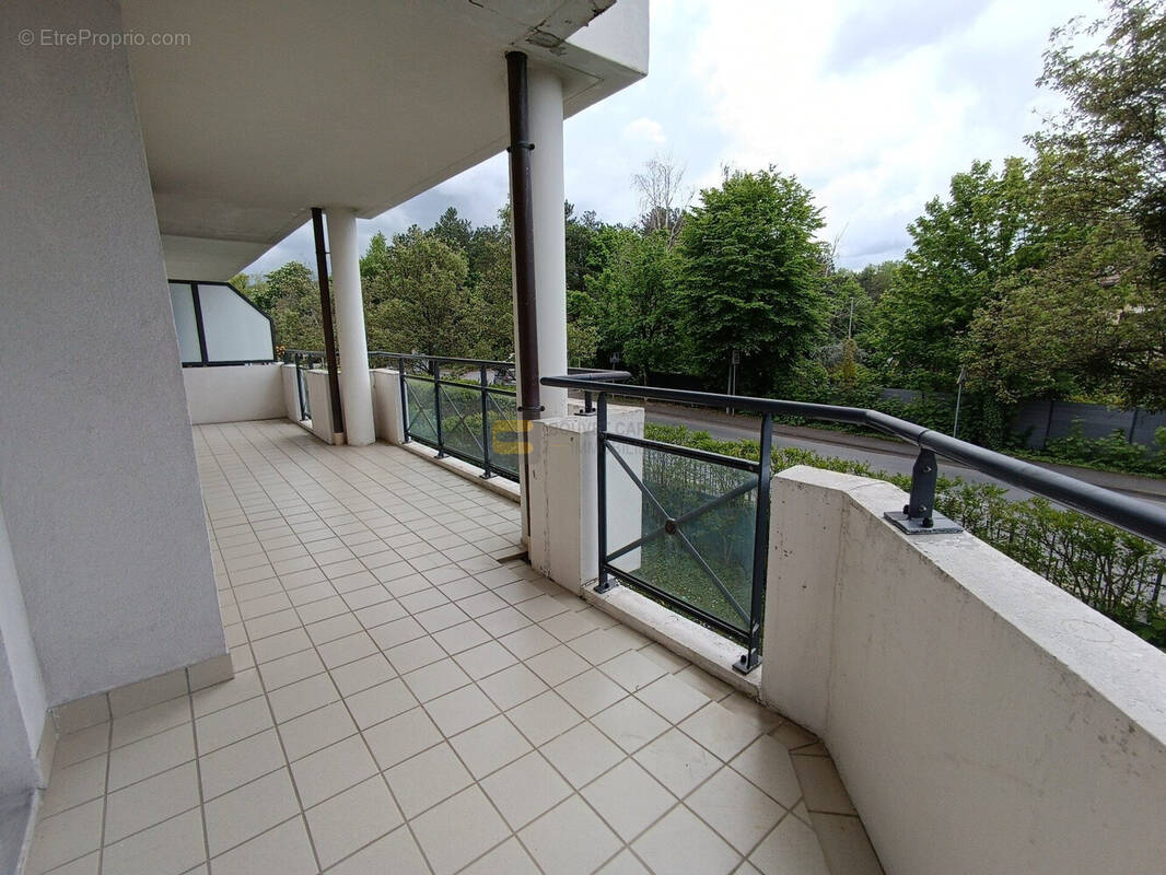Appartement à AMBILLY