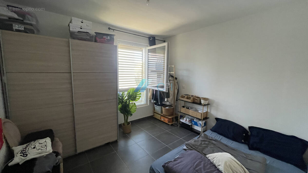 Appartement à JUVIGNAC