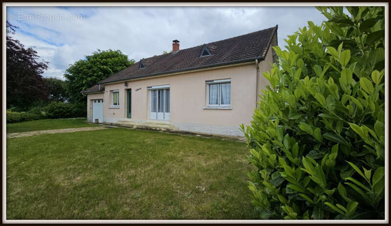 Maison à LE LUDE