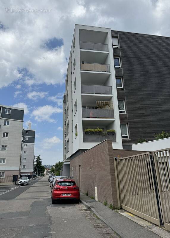 Appartement à LE PETIT-QUEVILLY