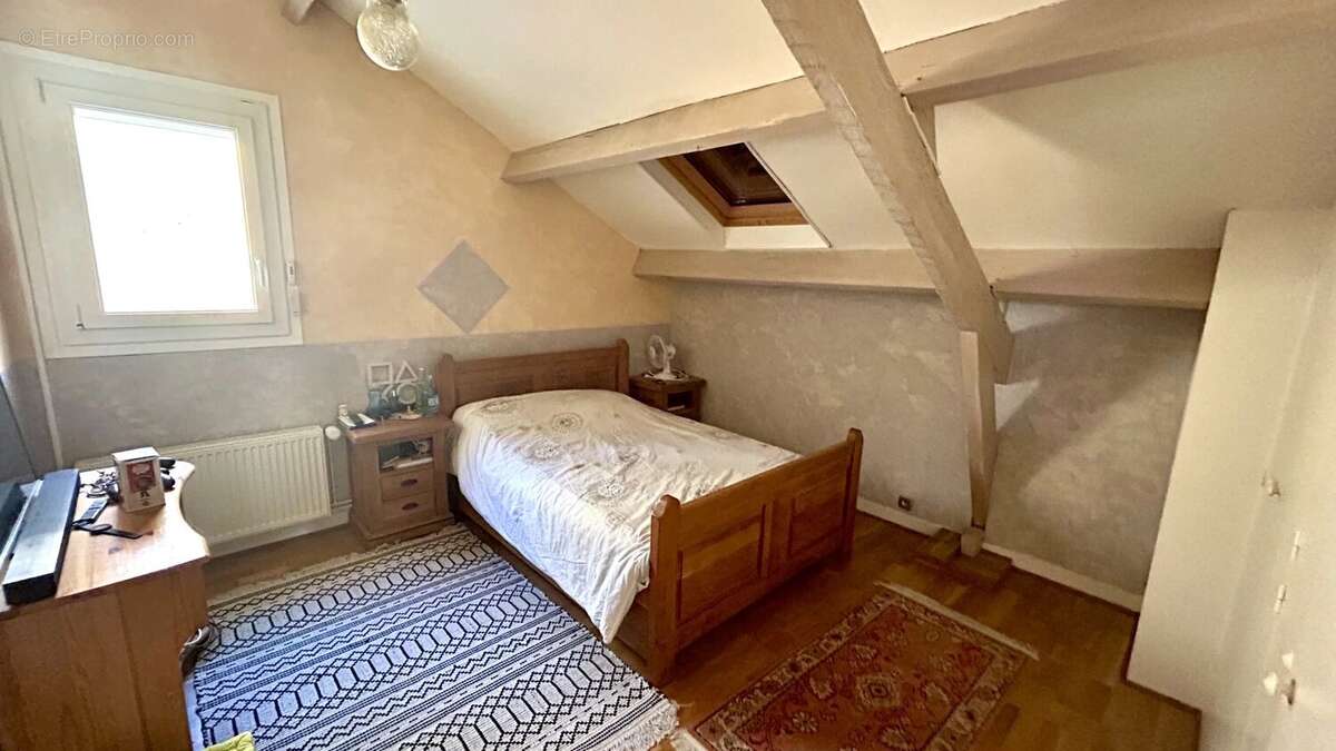 Maison à MANTES-LA-JOLIE