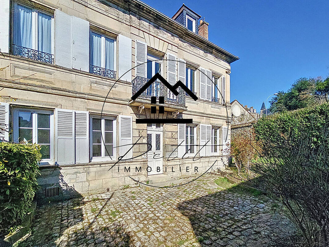 Maison à CLERMONT
