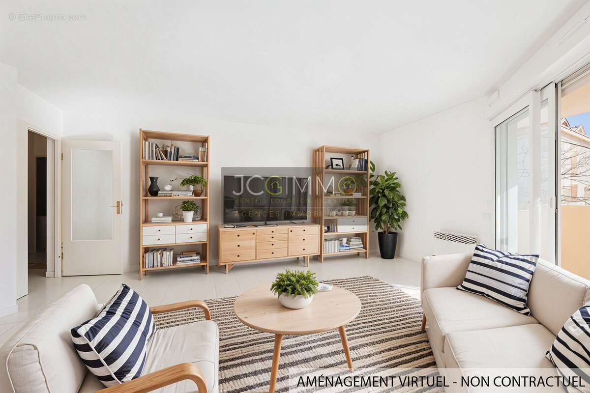 Appartement à HYERES