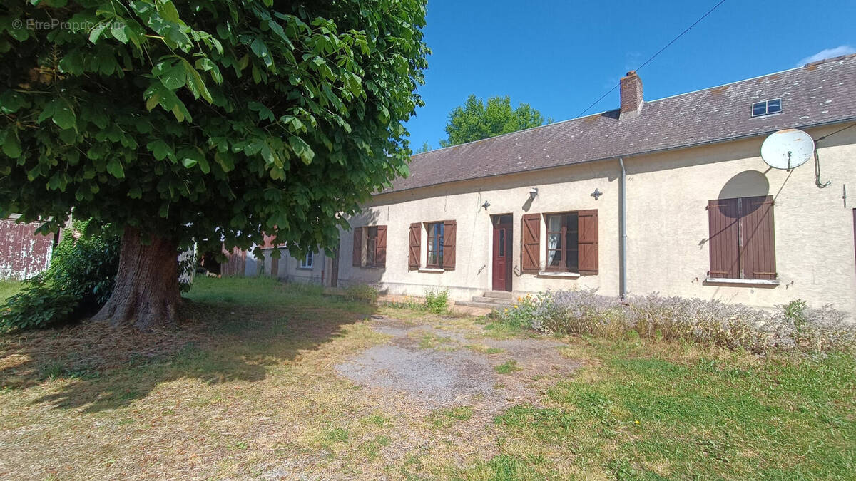 Maison à MERU